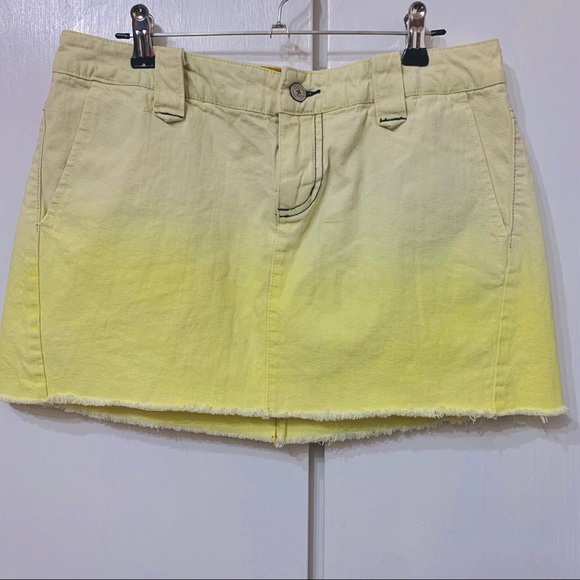 YELLOW TIE DYE DISTRESSED DENIM MINI SKIRT OMBRE SLANT POCKETS RAW HEM - Picture 11 of 11